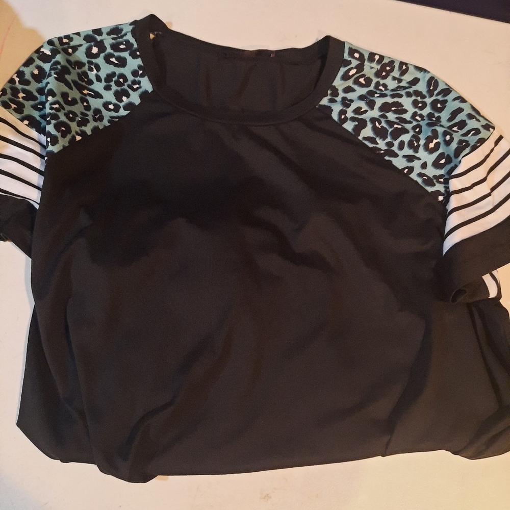 Womens 3x top